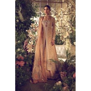 Elan Blush and Gold Bridal Size M LIKE NEW